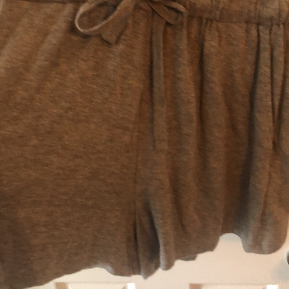 NWT Lou & Grey Signature Romper - Picture 4 of 5